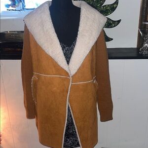 VENUS Cozy Tan and Cream Teddy Jacket